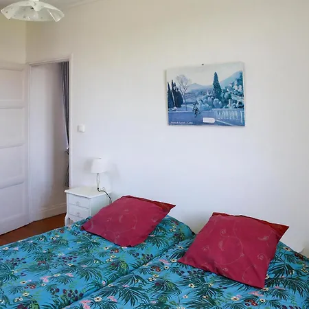 Nyaraló Awesome In With House Sea View Crasville